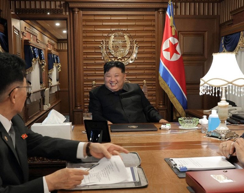 Trenul blindat al lui Kim Jong-Un a intrat în China: cum arată „fortăreața pe șine” care circulă cu cel mult 60 km/h