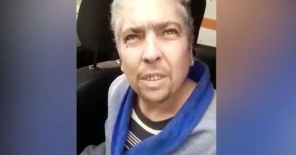 Bărbatul din Dolj care și-a incendiat vecina pentru că ar fi vrăjitoare a fost reținut. „Era normal s-o omor. Era vrăjitoare”