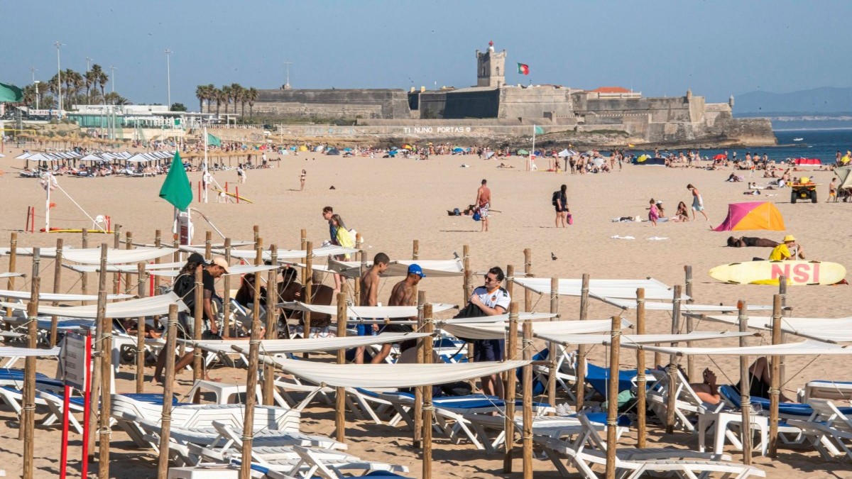 Plaja in Portugalia. Foto: Hepta