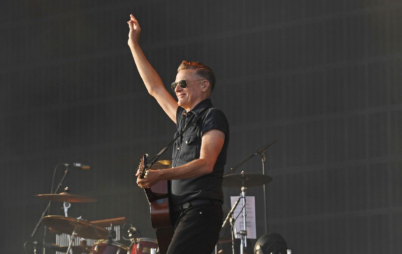 Bryan Adams revine în România: concert anunțat la Oradea în 2026