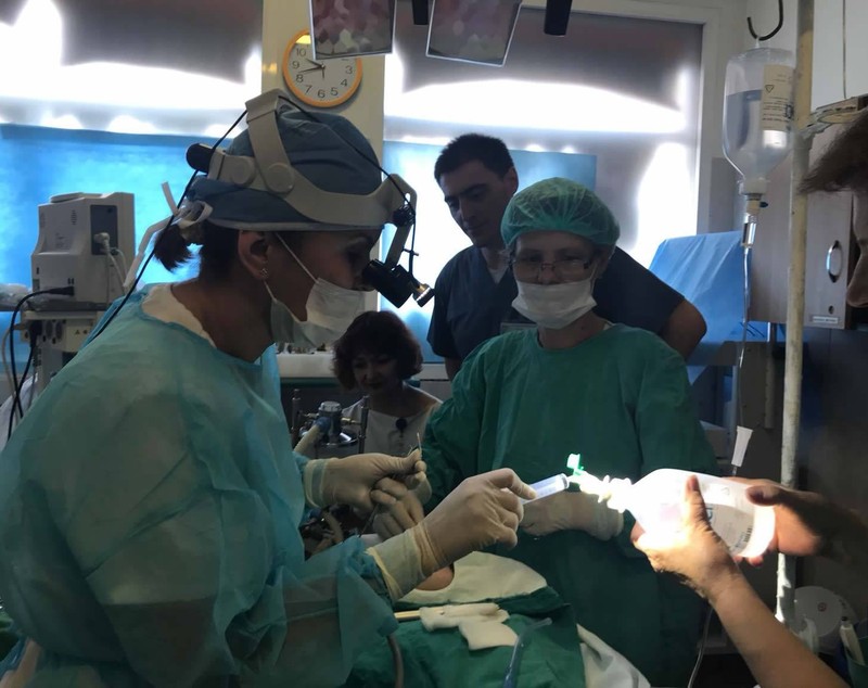 Intervenție chirurgicală stomatologică în premieră, făcută la Buzău. Medicii au operat o fată de 12 ani cu paralizie cerebrală/ FOTO