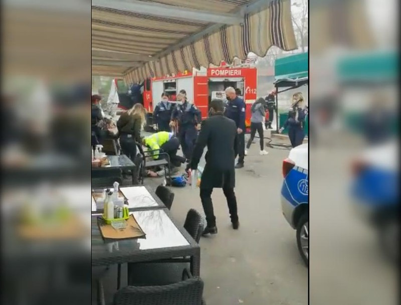 Un bătrân a murit la Pitești, prin asfixiere, după ce trei polițiști l-au pus la pământ
