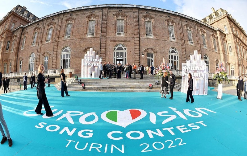Azi e prima semifinală Eurovision 2022 la Torino. Zdob și Zdub cântă „Trenulețul”, melodia care a stârnit controverse