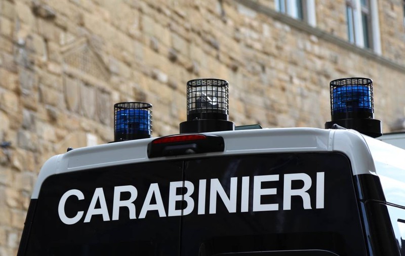 Româncă din Italia, condamnată la închisoare după ce a încercat să fure toată averea unui milionar. Frauda se ridică la două milioane de euro