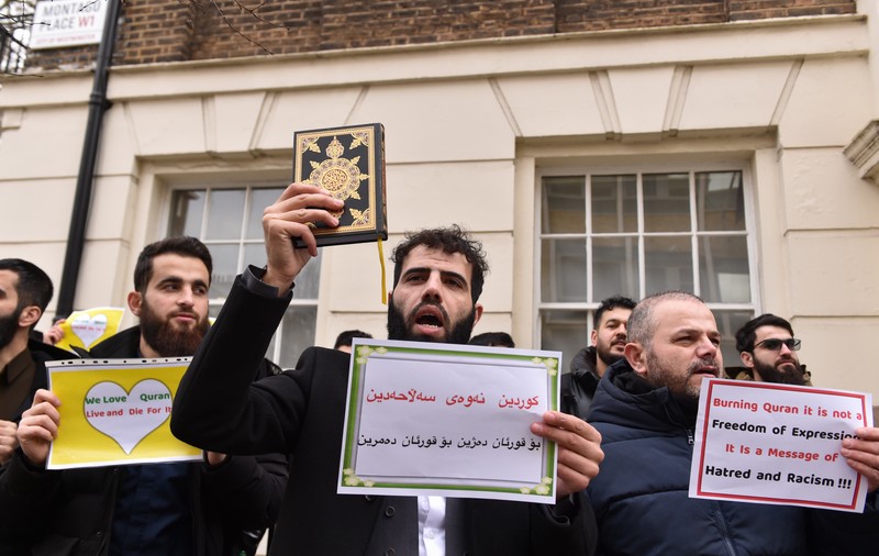 Opoziția daneză protestează față de decizia de a interzice arderea Coranului: „Libertățile civile prevalează dogmelor religioase”