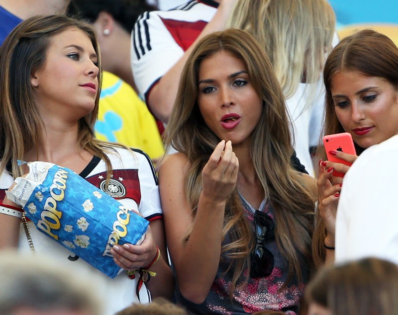 FOTO / Uite cine îi aşteaptă acasă cu trofeul pe finaliştii Cupei Mondiale 2014