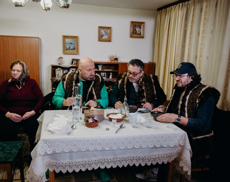 Noapte bizară pentru Florin Dumitrescu, Sorin Bontea și Cătălin Scărlătescu: „N-am văzut decât o înmormântare! Coliva, coșciugul, tot”