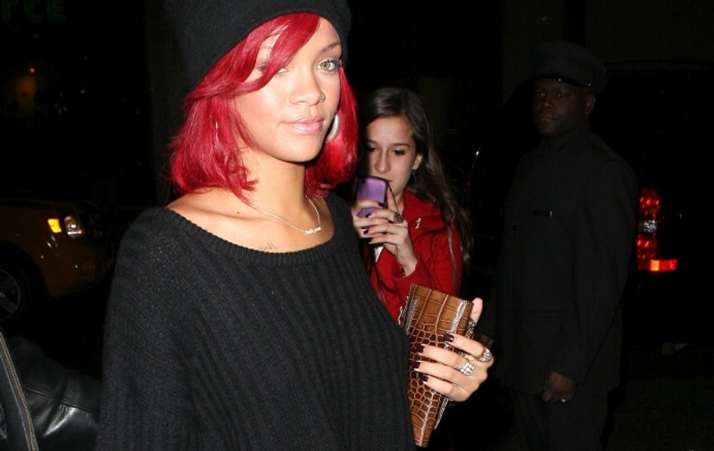 Rihanna vrea să fie epilată doar de rusoaice bătrâne, care să nu ştie engleză