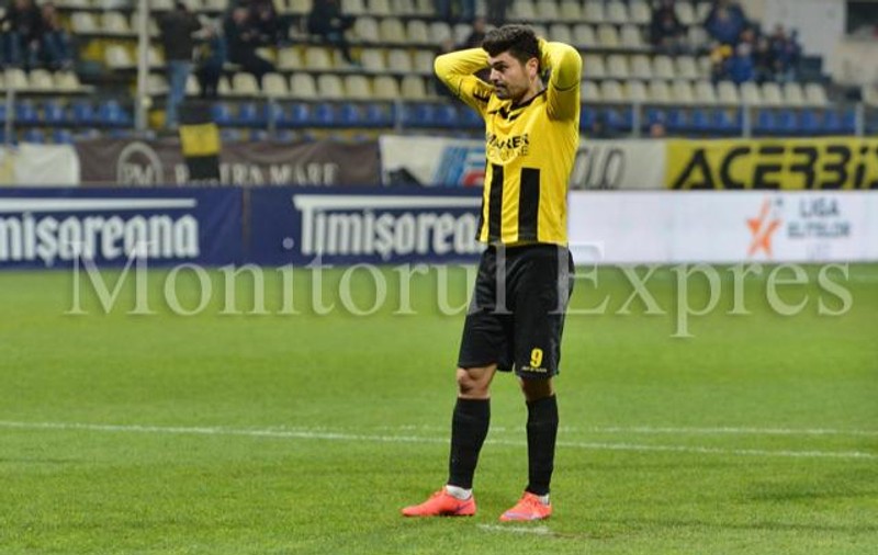 Tâmpenia anului! Un jucător de la FC Brașov a fost accidentat de un coleg, în timp ce se bucura de golul egalării cu Astra, din ”optimile” Cupei
