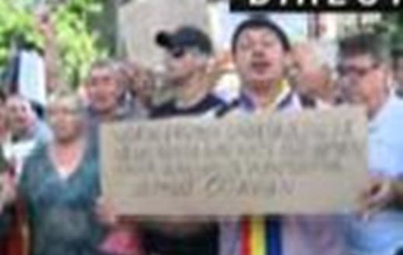 Noi proteste la Cotroceni împotriva lui Traian Băsescu