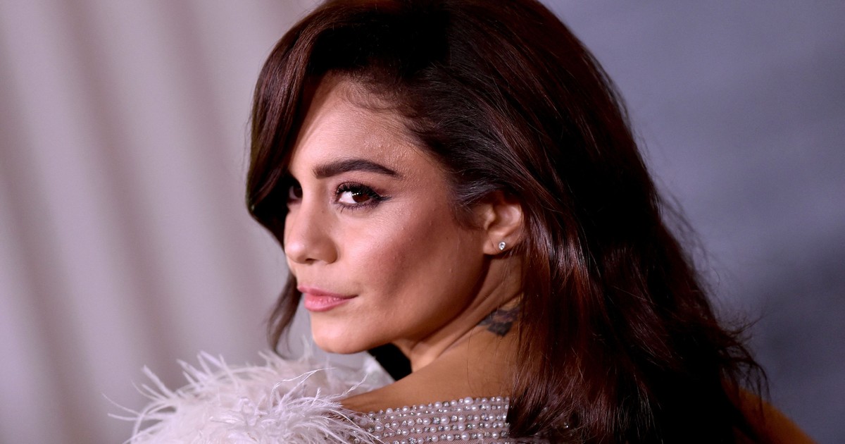 Vanessa Hudgens a făcut o nouă cucerire. Surprinsă la întâlnire cu un jucător de la Los Angeles Lakers