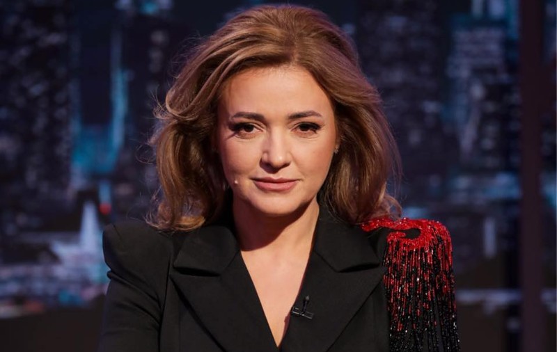 Cristina Bâtlan a sărit cu parașuta de la 4.000 de metri: „Oamenii proiectează orice frică în frica de moarte”