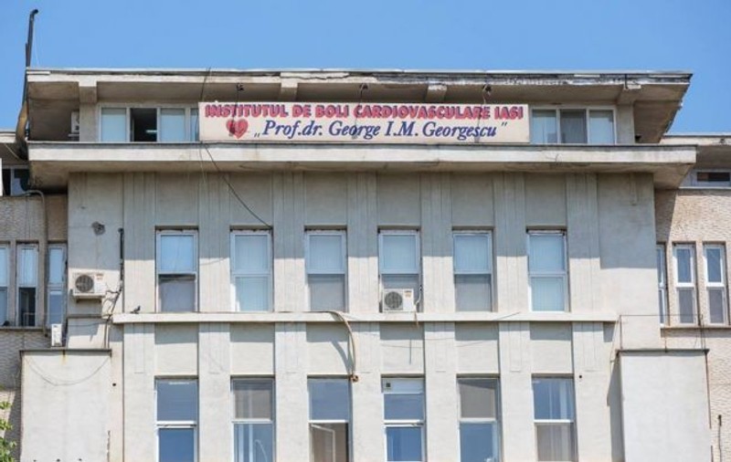 Abur confundat cu fum, la Institutul de Boli Cardiovasculare din Iași. Inițial, se anunțase un nou incendiu
