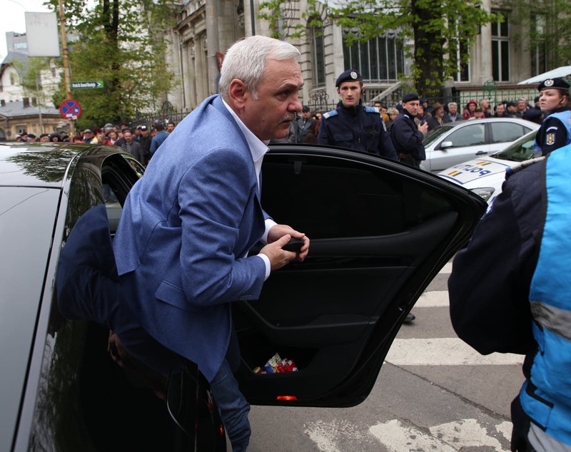 UPDATE | Finalizarea dosarului lui Liviu Dragnea, amânată pentru 20 mai! Liderul PSD, în fața judecătorilor de la Înalta Curte: „Sunt total nevinovat! Dacă aș fi condamnat, aș vrea să știu de ce!”