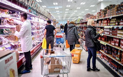 Ce îi stresează pe clienți în supermarketuri și scade vânzările: un magazin a fost urmărit timp de 12 săptămâni