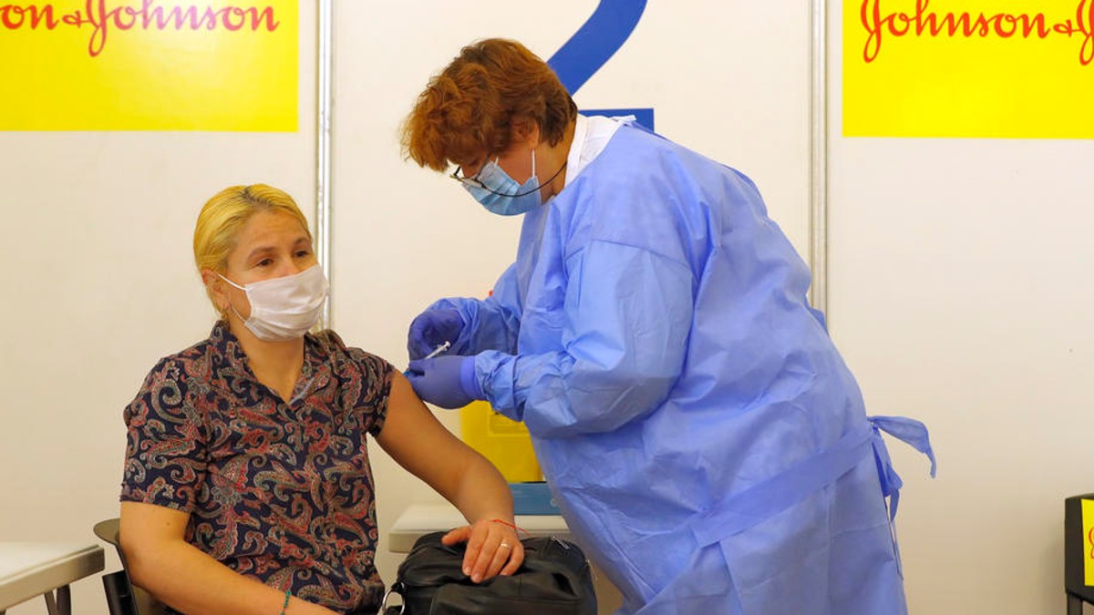 O nouă tranșă de vaccin Pfizer sosește luni în România