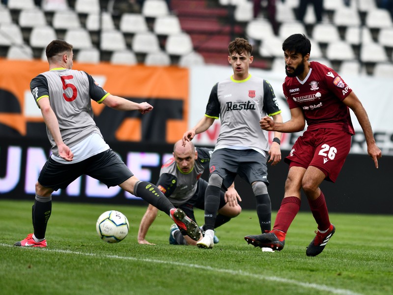Rares Ispas si Facundo Mallo in meciul de fotbal dintre Rapid Bucuresti si CSM Resita, contand pentru Liga a-2-a Casa Pariurilor, disputat pe Stadionul Regie-Sportul Studentesc din Bucuresti. © FOTO:Razvan Pasarica/SPORT PICTURES
