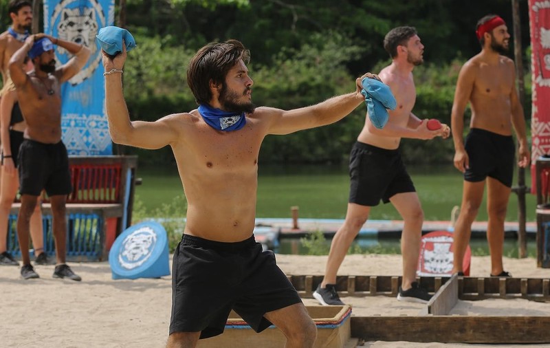 Războinicii de la „Survivor România” și-au pierdut cumpătul. Albert, umilit de colegi