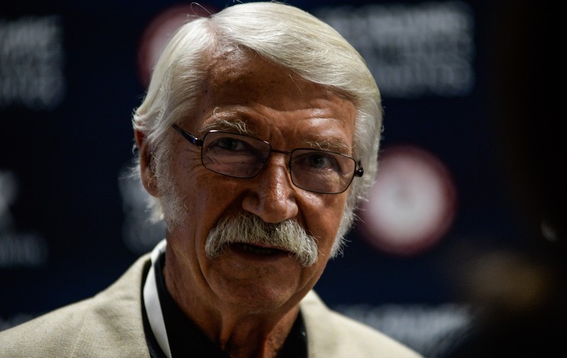 Bela Karolyi, antrenorul care a contribuit la performanțele legendare ale Nadiei Comăneci din anii ’70 PORTRET