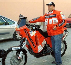 Participant la ediţia din 2005 a raliului-raid Dakar, spaniolul Jose Manuel Perez a murit la patru zile după ce a căzut cu motocicleta în Mauritania / Foto: EPA