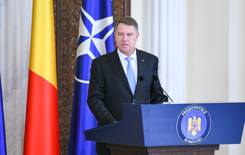 Iohannis: Voi discuta cu noul Guvern și voi solicita consultări cu cei responsabili, astfel încât să existe garanții de stabilitate economică