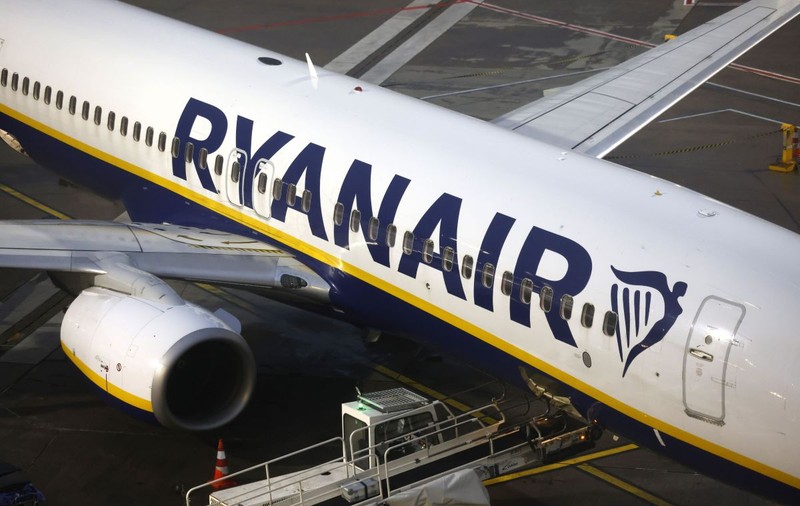 Compania aeriană Ryanair renunță la mai multe rute europene. Țara cea mai afectată în urma deciziei
