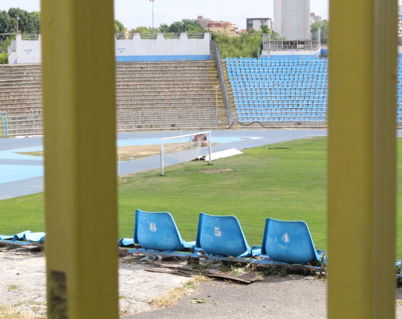 Supercupa de pe 8 iulie, pe un stadion ca după bombardament / FOTO