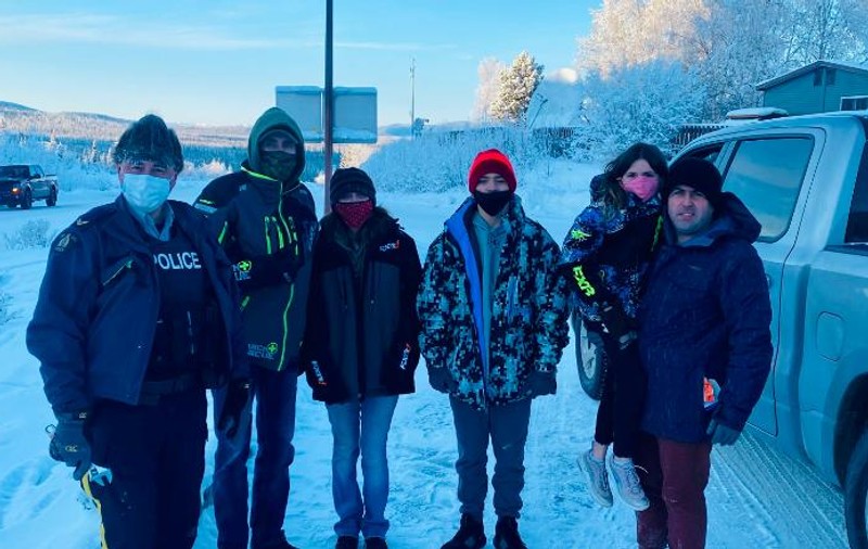 Un canadian a condus 1.600 de kilometri prin viscol pentru a ajuta o familie necunoscută să ajungă la destinație