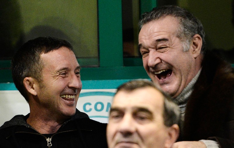 Gigi Becali i-a amenințat pe Mihai Stoica și pe Reghecampf: „Ei cred că suntem prieteni și mi-e rușine să-i dau afară, dar nu merge la infinit!”