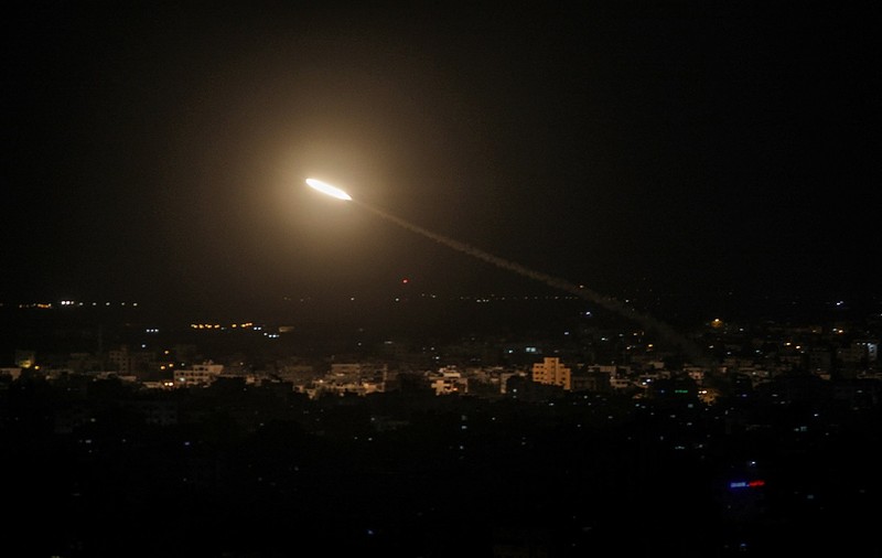 Atacuri cu rachete, atribuite Israelului, asupra unor poziții militare de la periferia Damascului. Mai mulți soldați sirieni au fost răniți