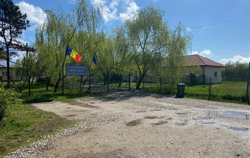 32 de bătrâni şi nouă îngrijitori de la căminul pentru vârstnici din Răcari, Dâmbovița, infectați cu coronavirus