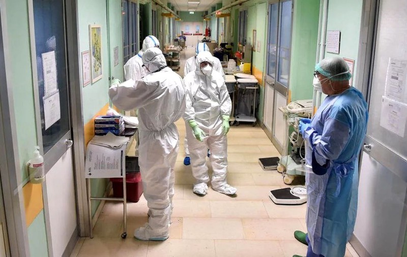 Sancțiuni la Spitalul din Arad, după ce rudele unor pacienți COVID decedați au făcut mai multe acuzații la adresa medicilor