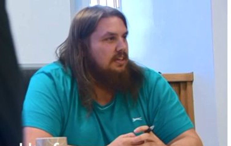 VIDEO | Motivul pentru care un tânăr britanic nu a ieșit din casă decât de câteva ori în 7 ani