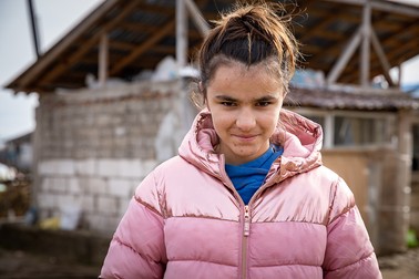 Cătălina suferă de dureri de cap din cauza problemelor la ochi