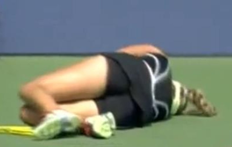 Video | Panică la US Open! Azarenka s-a prăbuşit pe teren şi a abandonat 
