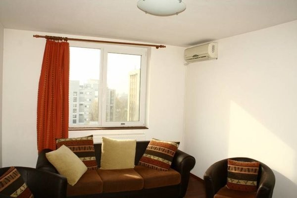 Interiorul unui apartament cu 2 camere din zona Gara de Nord