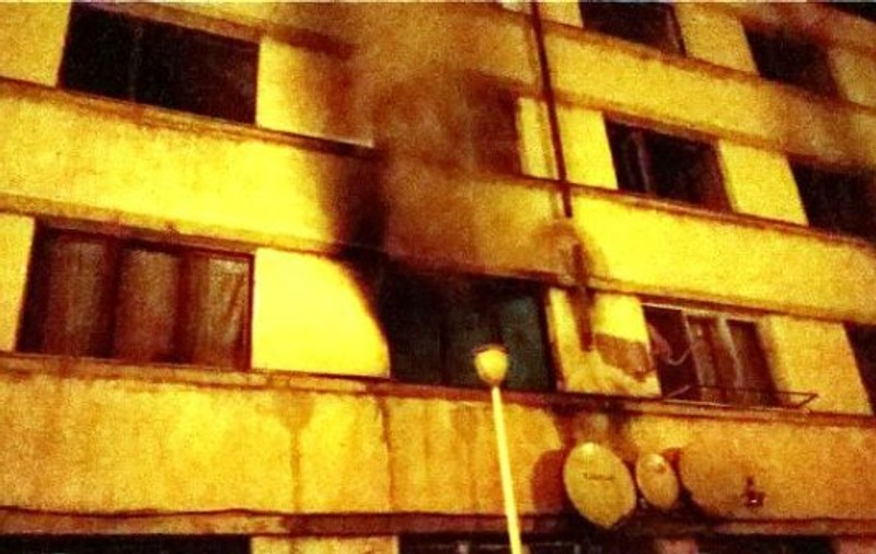 Incendiu puternic într-un bloc din Slatina. O femeie a murit. Cinci persoane au avut nevoie de îngrijiri medicale