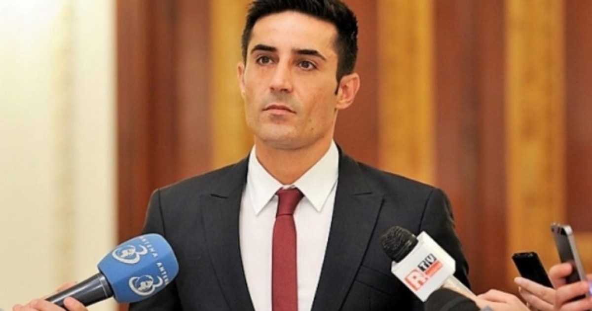 Claudiu Manda a distribuit un mesaj obscen împotriva mișcării #rezist