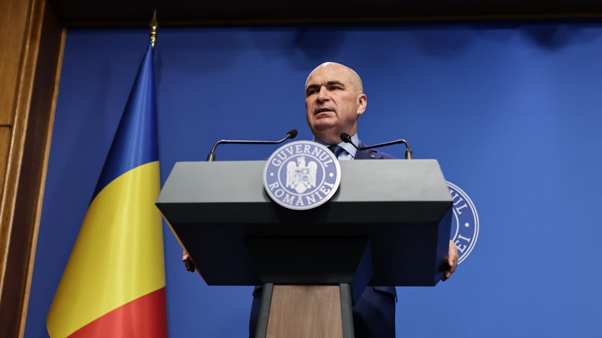 Ilie Bolojan în conferință la Palatul Victoria FOTO Vlad Chirea