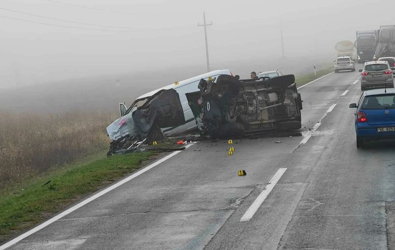 Ministrul croat al Apărării, rănit grav într-un accident. Șoferul unei dube implicate a murit
