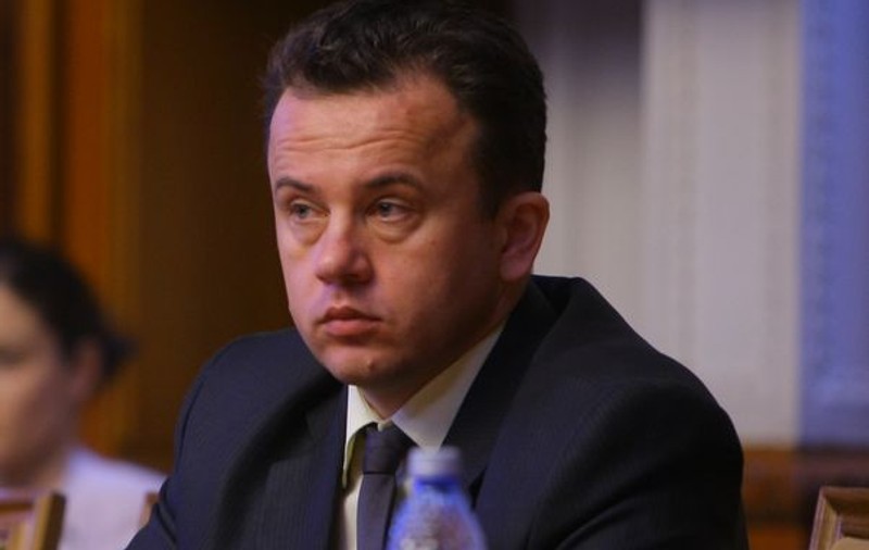 Vai, domnule ministru, ce greşeală de exprimare! 