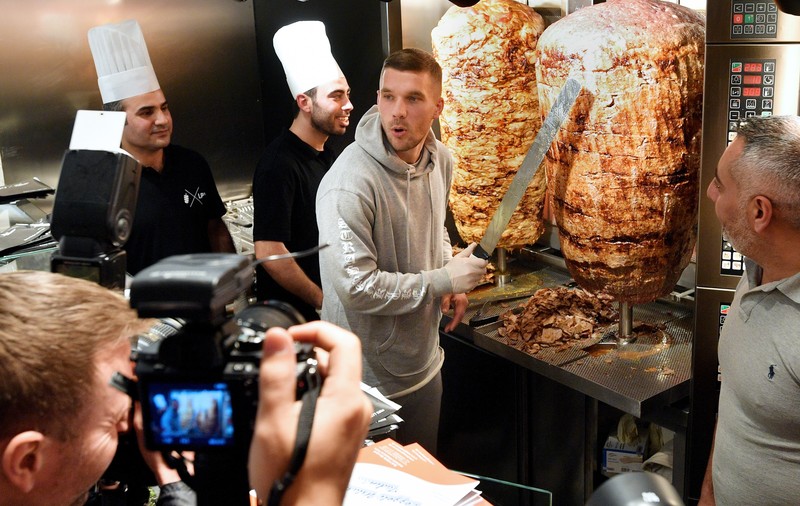 Kebabul a bătut cârnatul tradițional în topul preferințelor de fast-food ale nemților, arată un sondaj
