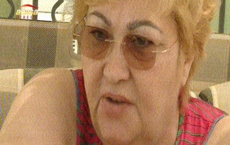 Nu vrea să îngroape securea războiului! Mărioara Zăvoranu: "O să mă ţin de capul lui Pepe ca o râie. Nu vreau să-l mai văd pe sticlă!"