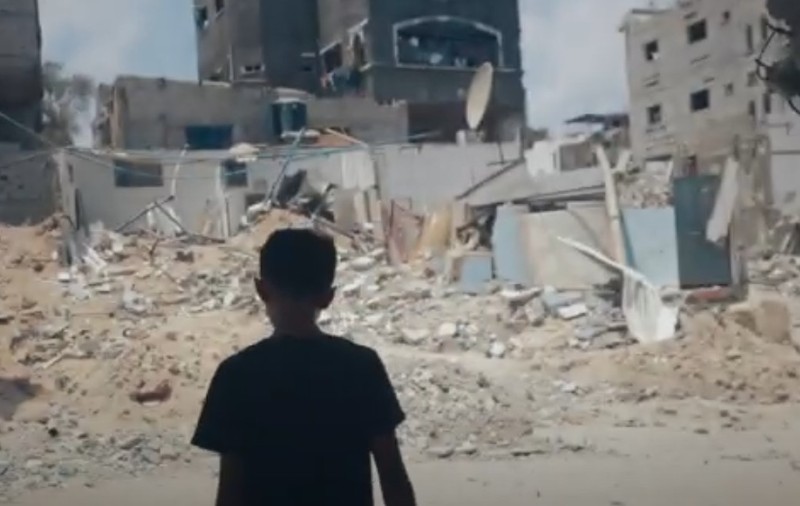 BBC este acuzată de „albire” și dezinformare după ce a eliminat referințele la „evrei” și „jihad” din documentarul despre Gaza