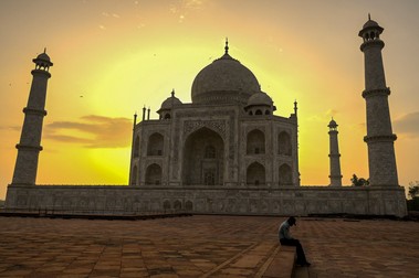 Monumentul indian Taj Mahal, una dintre cele mai cunoscute clădiri din lume. foto: profimedia