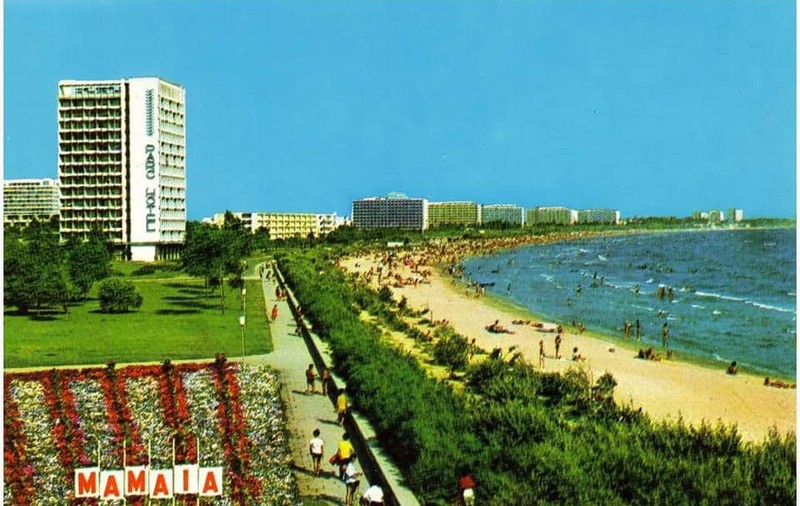 Planul de a „înverzi” din nou plaja din Mamaia, după modelul staţiunii din anii ’80