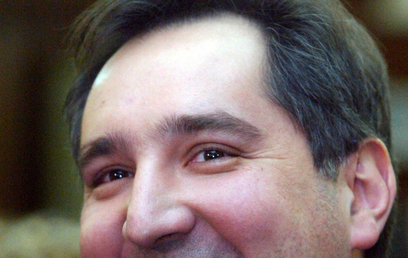ROMÂNIA I-A ÎNCHIS SPAŢIUL AERIAN VICEPREMIERULUI RUS! "Data viitoare VIN CU UN BOMBARDIER", ameninţă Dmitri Rogozin