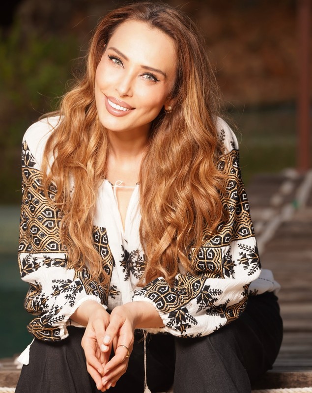 Iulia Vântur are o carieră de succes în India, dar vrea proiecte și în România. Care este dorința iubitei lui Salman Khan. „Am primit oferte”