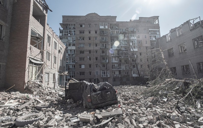 Ce scrie Amnesty International despre Rusia în raportul criticat de Ucraina, după ce a fost acuzată că pune în pericol civili prin tacticile de luptă
