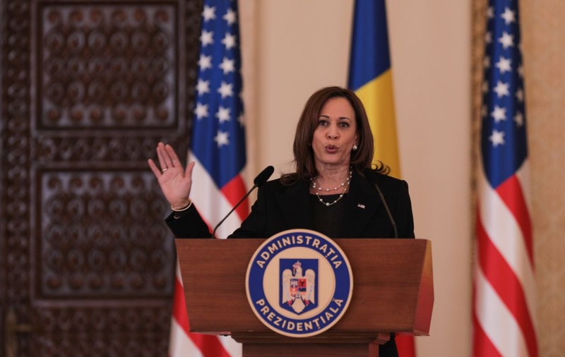 CNN: „Întrebată de un ziarist român dacă țara sa va fi următoarea invadată, Kamala Harris a putut spune doar că nu știe”